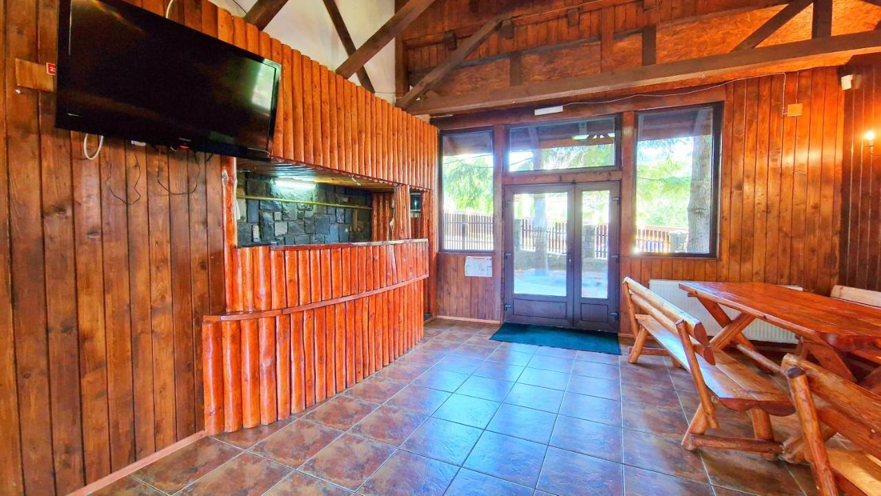 Casa Cu Brazi Hotel Busteni Luaran gambar